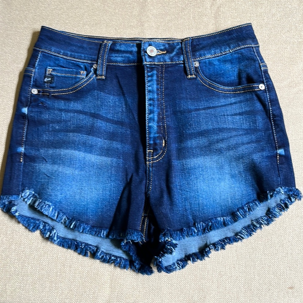 NWOT KANCAN frayed dark wash cut off shorts, small